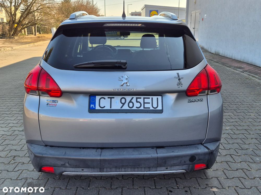 Peugeot 2008 - 5