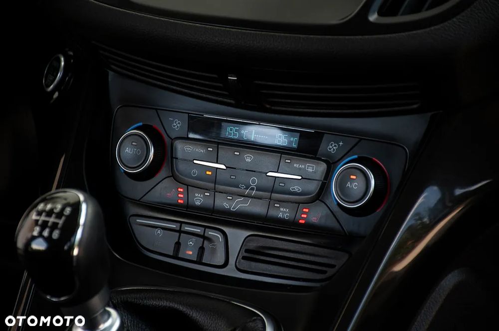 Ford Kuga 1.5 EcoBoost FWD ST-Line ASS GPF - 19