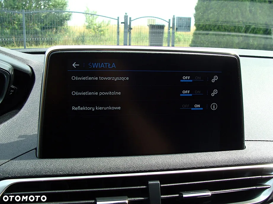 Peugeot 3008 BlueHDi 130 Stop & Start EAT8 Allure - 24