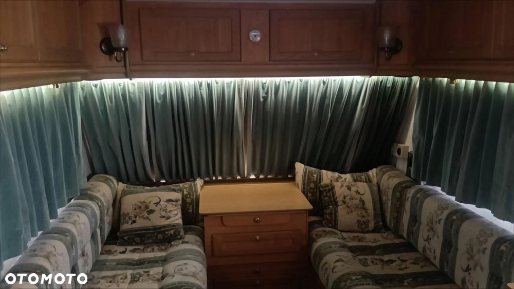 Fleetwood COLCHESTER 450/2EB klima, solar, mover - 39