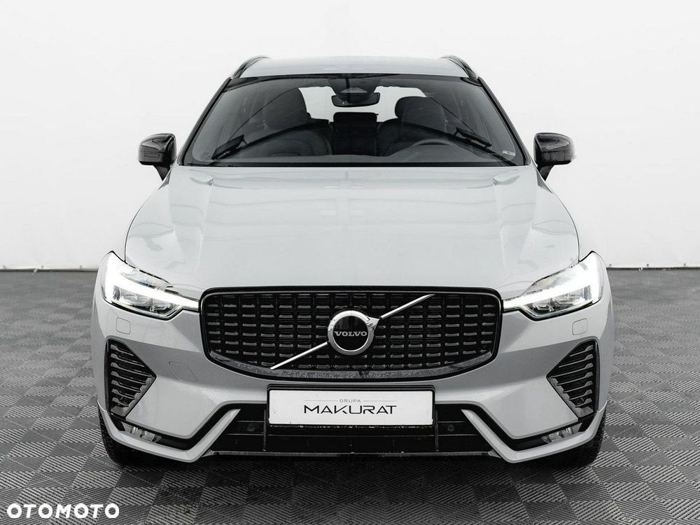 Volvo XC 60 B4 B Plus Dark - 8