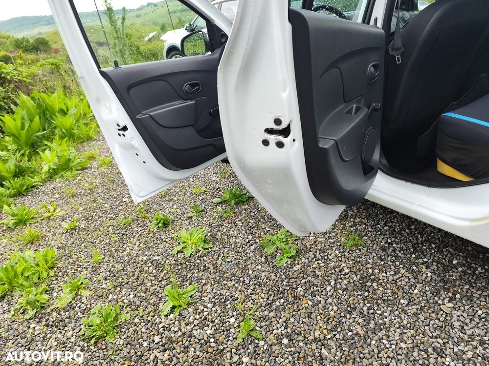 Dacia Sandero 1.2 75CP Ambiance - 8