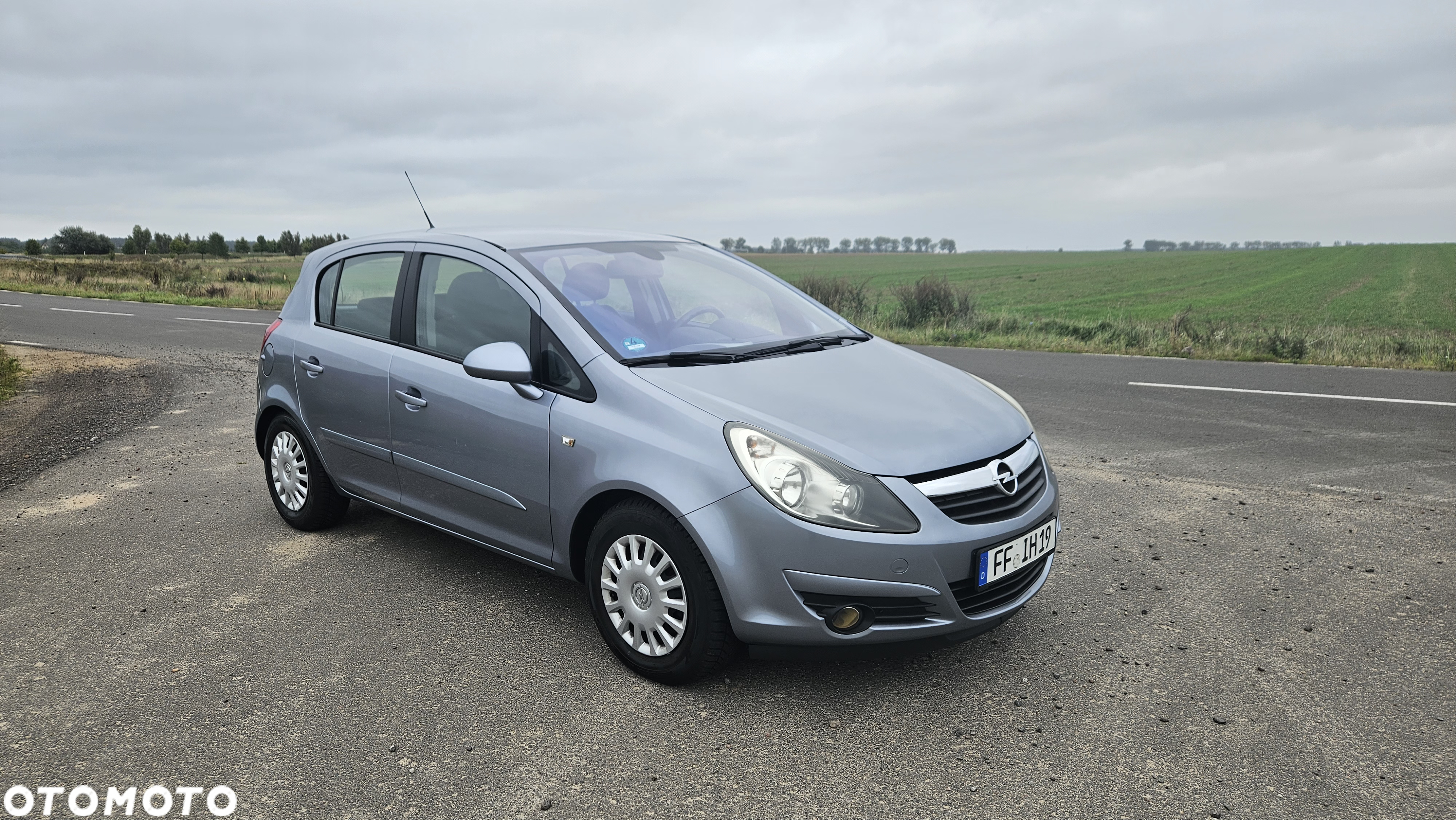 Opel Corsa 1.2 16V Cool - 2