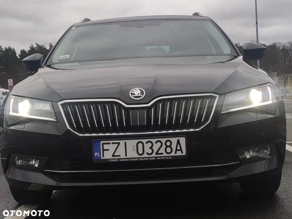 Skoda Superb 2.0 TDI Ambition - 2
