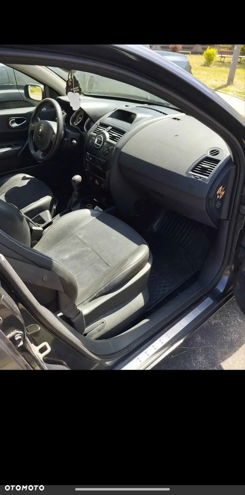 Renault Megane 1.9 dCi Luxe Dynamique - 8