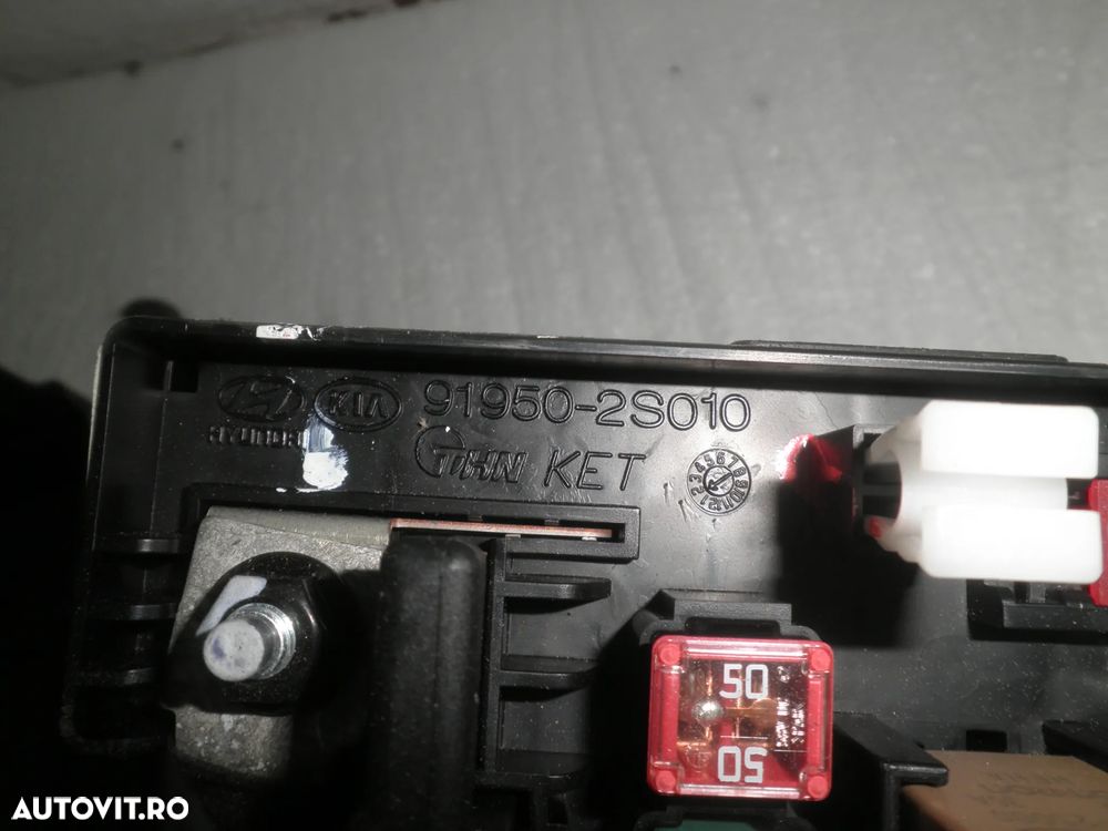 Panou sigurante Hyundai ix35 , Kia Sportage 3 , 1.7 CRDI 91950-2S010 91443-2Y292 - 2