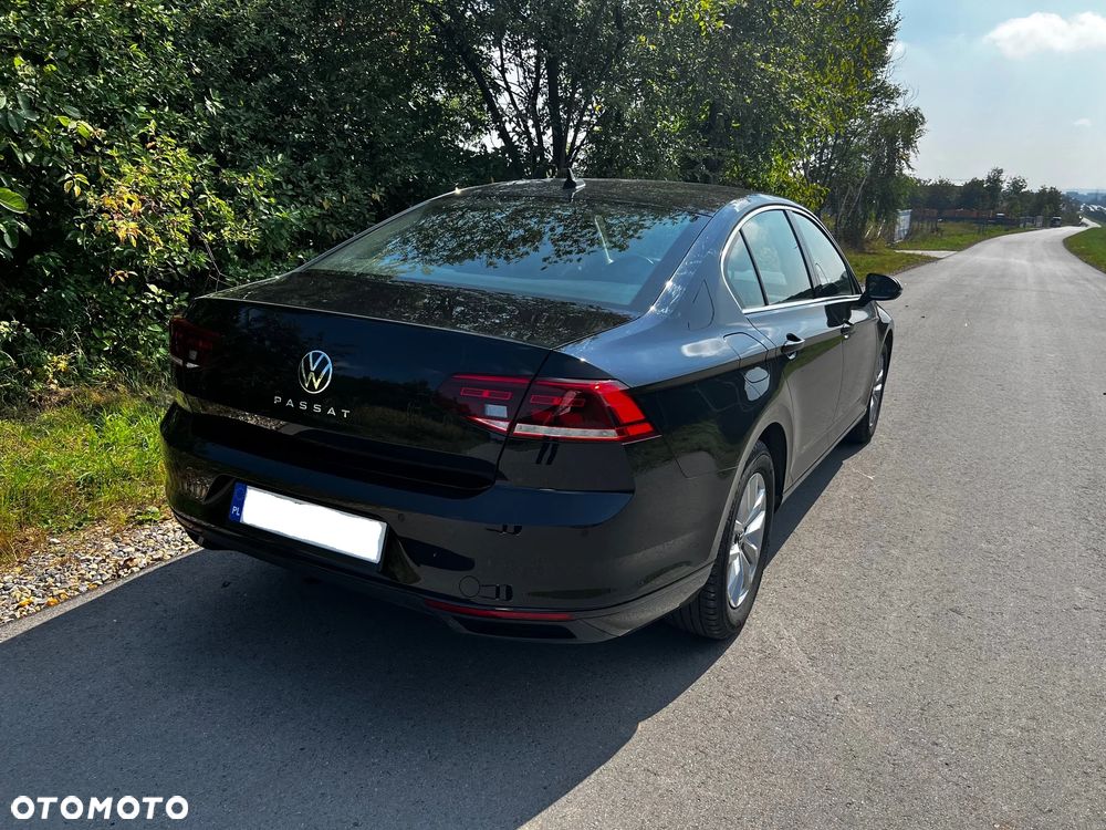 Volkswagen Passat - 5