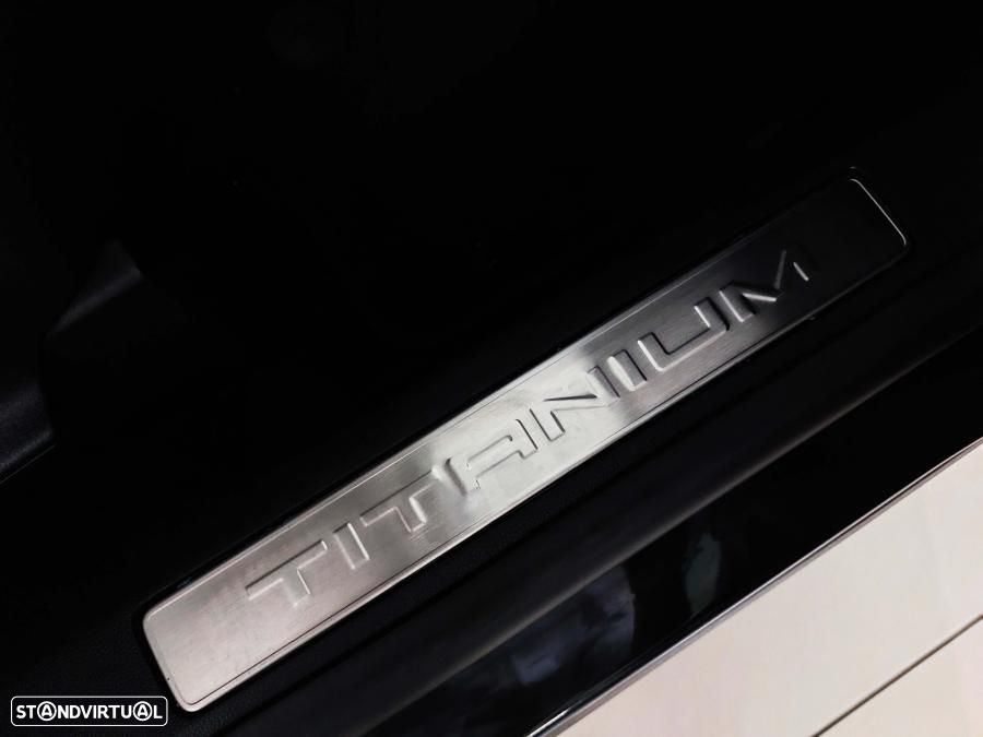 Ford Kuga 2.5 PHEV Titanium - 38