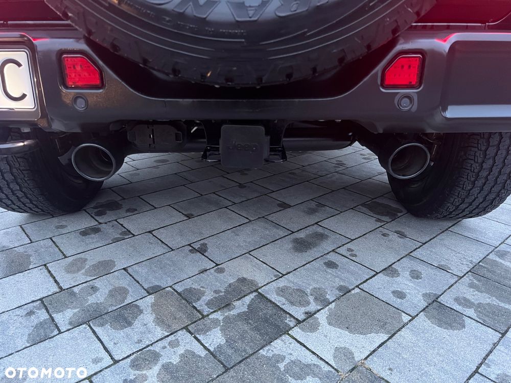 Jeep Wrangler - 14