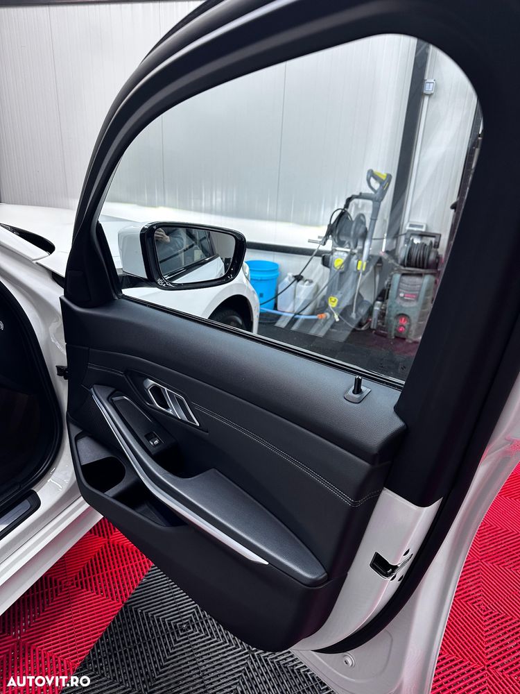 BMW Seria 3 320d Aut. - 8