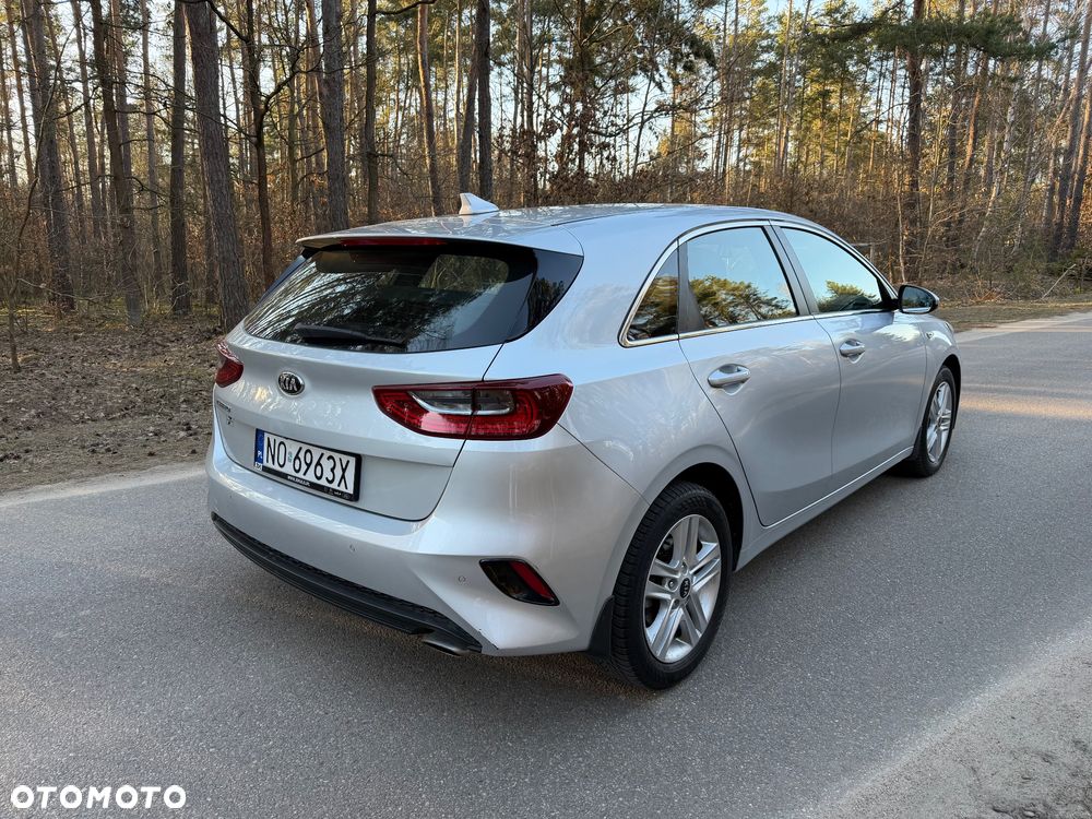 Kia Ceed 1.5 T-GDI M - 7