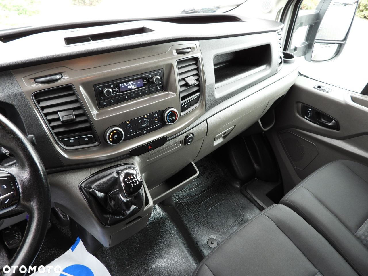 Ford TRANSIT  PLANDEKA 8 PALET TEMPOMAT LEDY BLIŹNIACZE KOŁA KLIMATYZACJA  130KM - 34