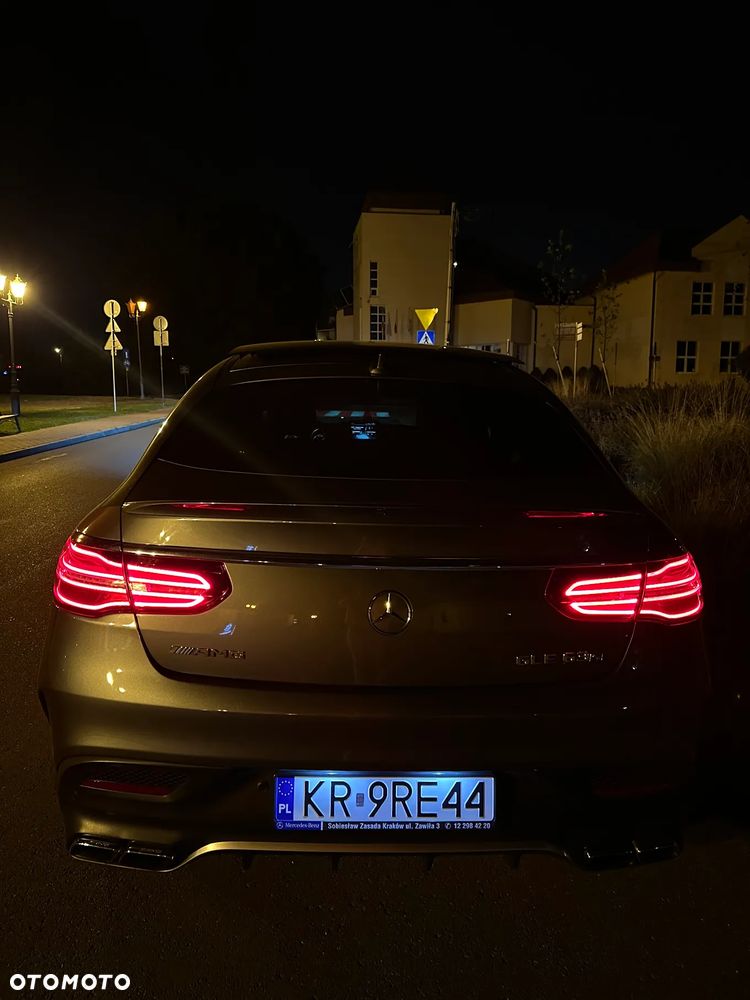 Mercedes-Benz GLE - 20