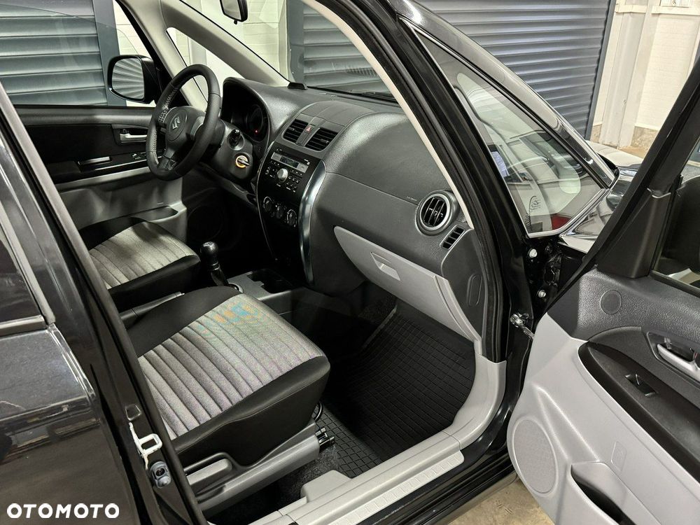 Suzuki SX4 - 14