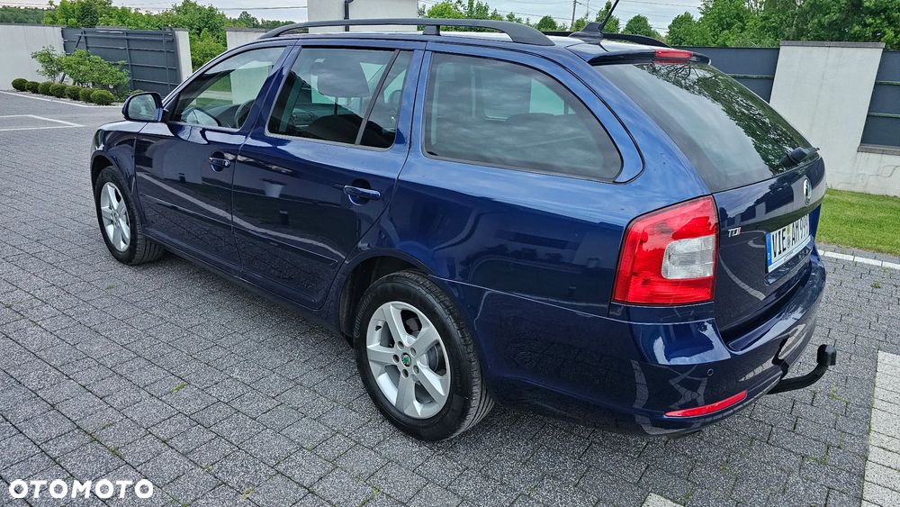 Skoda Octavia 2.0 TDI DPF Ambiente - 7