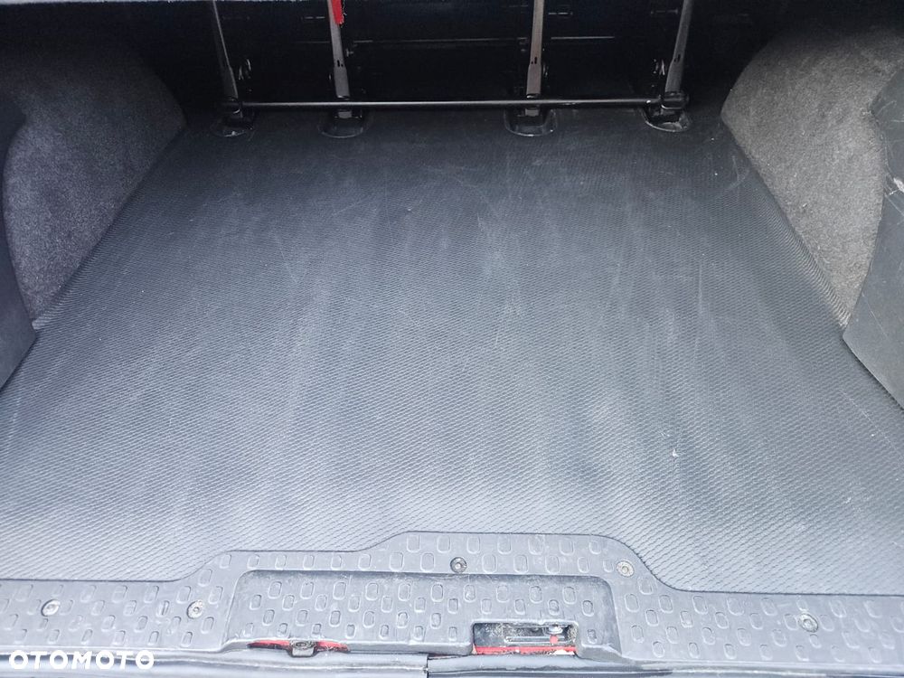 Renault Trafic Grand 2.0 dCi - 13