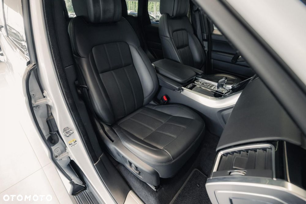 Land Rover Range Rover Sport - 15