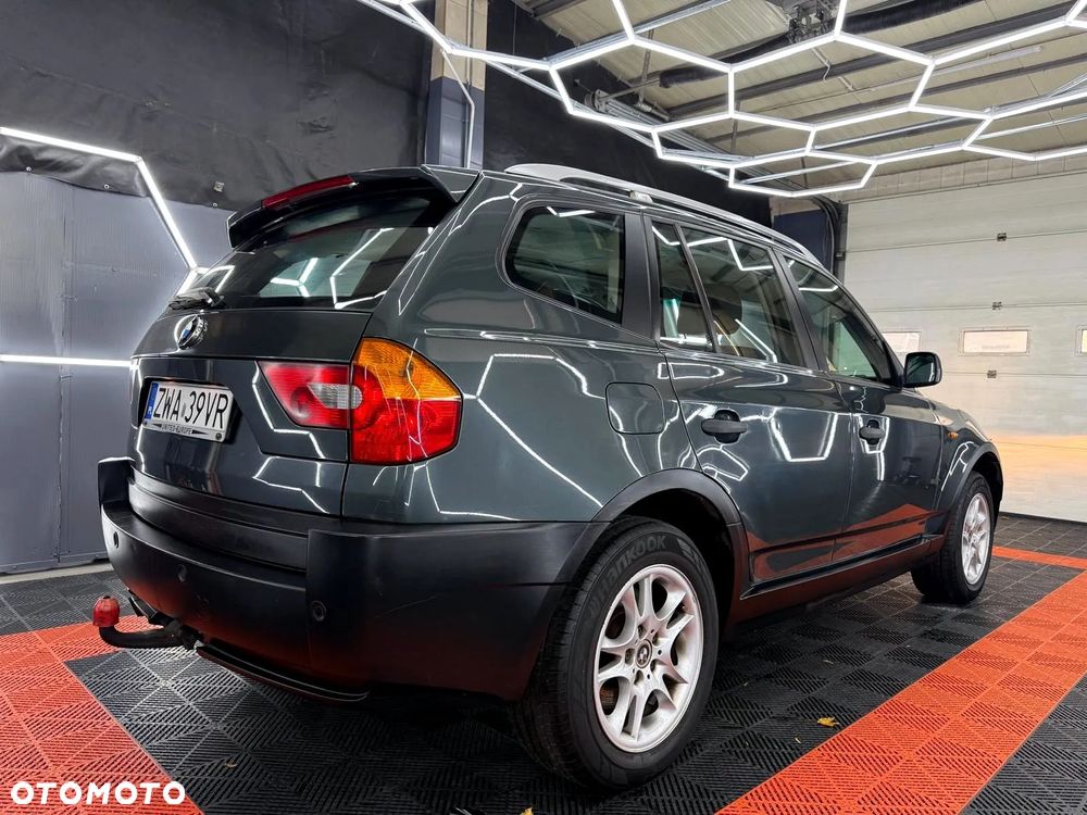 BMW X3 2.0d - 10