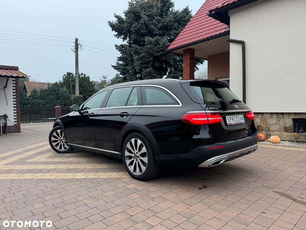 Mercedes-Benz Klasa E 220 d 4Matic All-Terrain 9G-TRONIC Avantgarde - 15