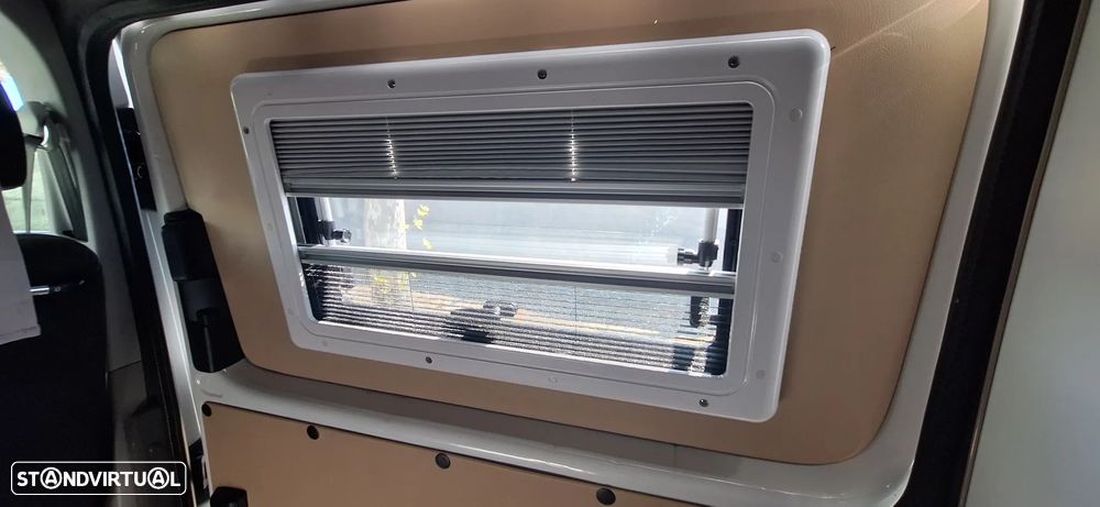 VW Transporter 2.0 TDI BM Extra AC - 13