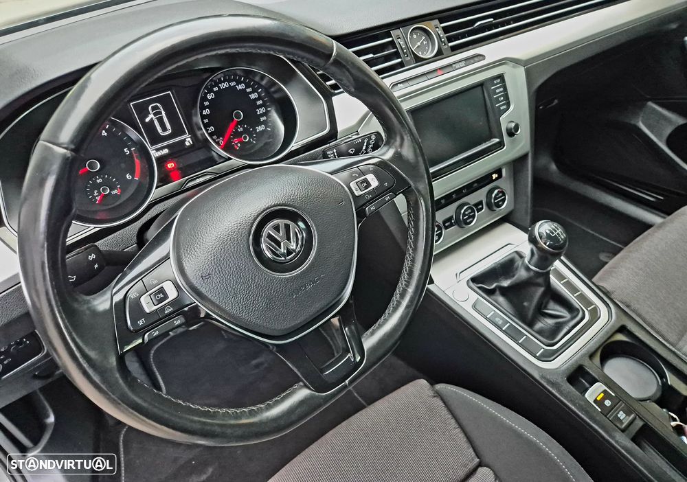 VW Passat Variant 1.6 TDI BlueMotion - 3