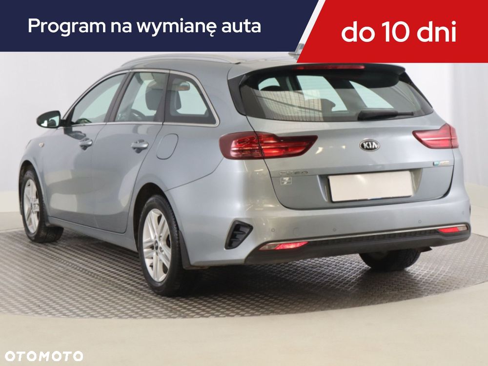 Kia Ceed - 6