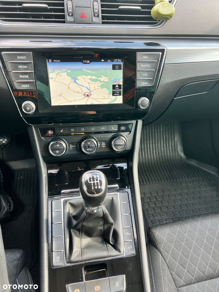 Skoda Superb 2.0 TDI Ambition - 20