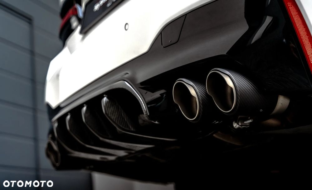BMW M5 Competition - 5