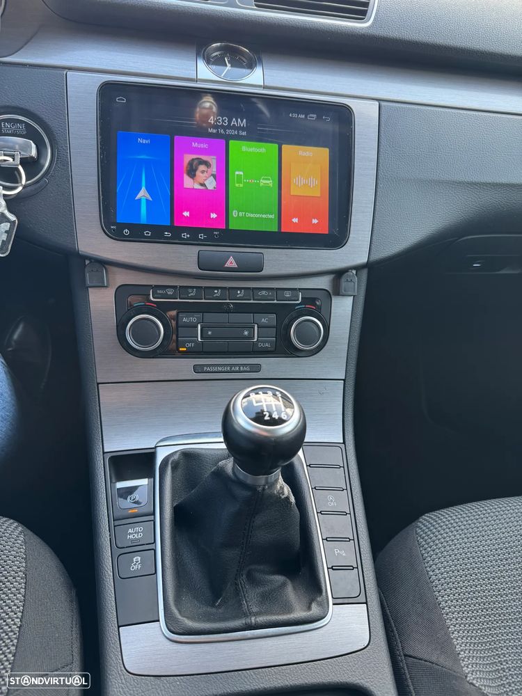 VW Passat Variant 1.6 TDI BlueMotion Comfortline - 16