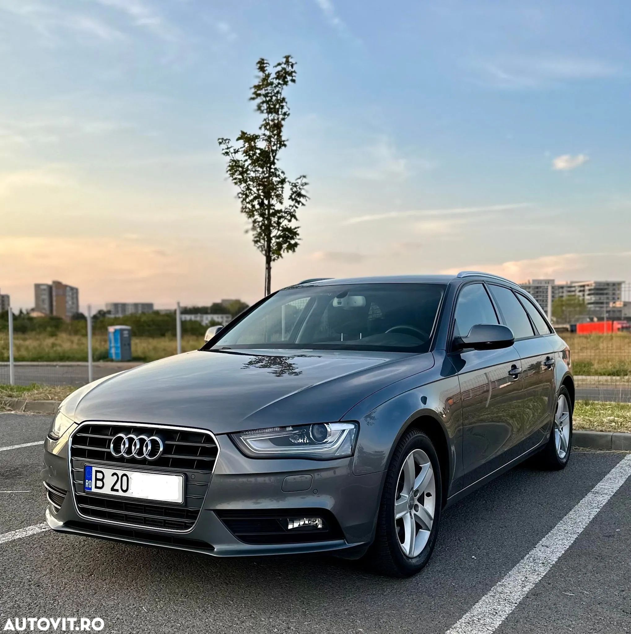 Audi A4 Avant 2.0 TDI Multitronic - 1