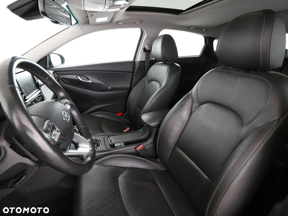 Hyundai i30 1.4 T-GDI Comfort DCT - 14