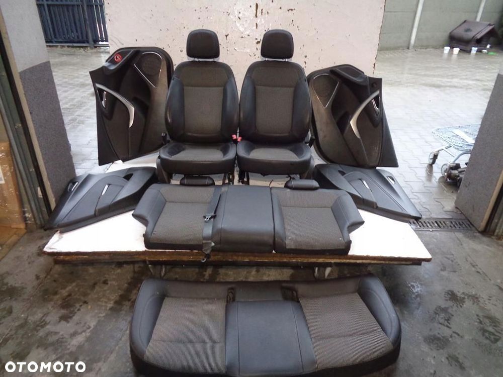 FOTELE SIEDZENIA PÓŁSKÓRA OPEL ASTRA 4 J HB - 1