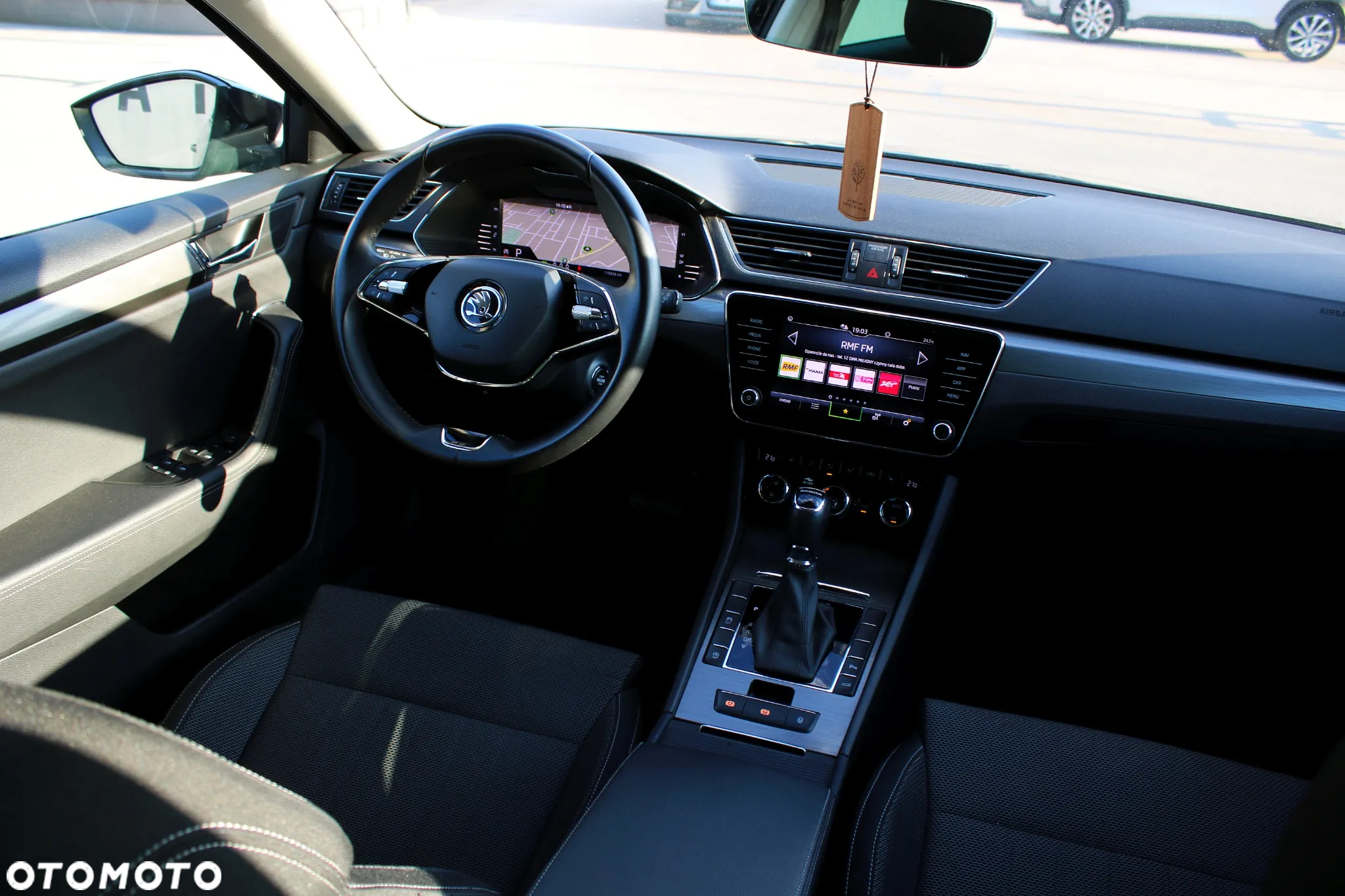 Skoda Superb 2.0 TSI Style DSG - 13