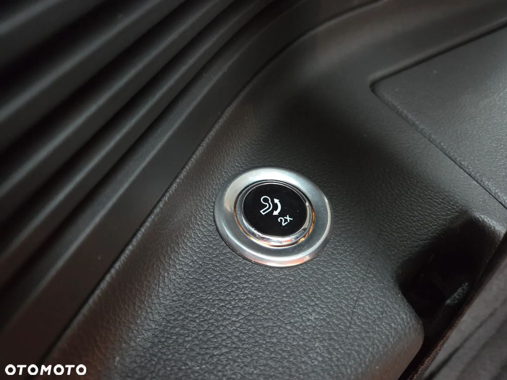 Ford Grand C-MAX 1.5 EcoBoost Start-Stopp-System Titanium - 19