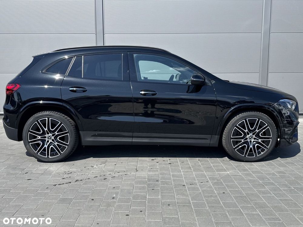Mercedes-Benz GLA 200 mHEV AMG Line 7G-DCT - 13