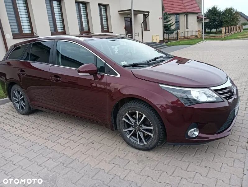 Toyota Avensis - 20