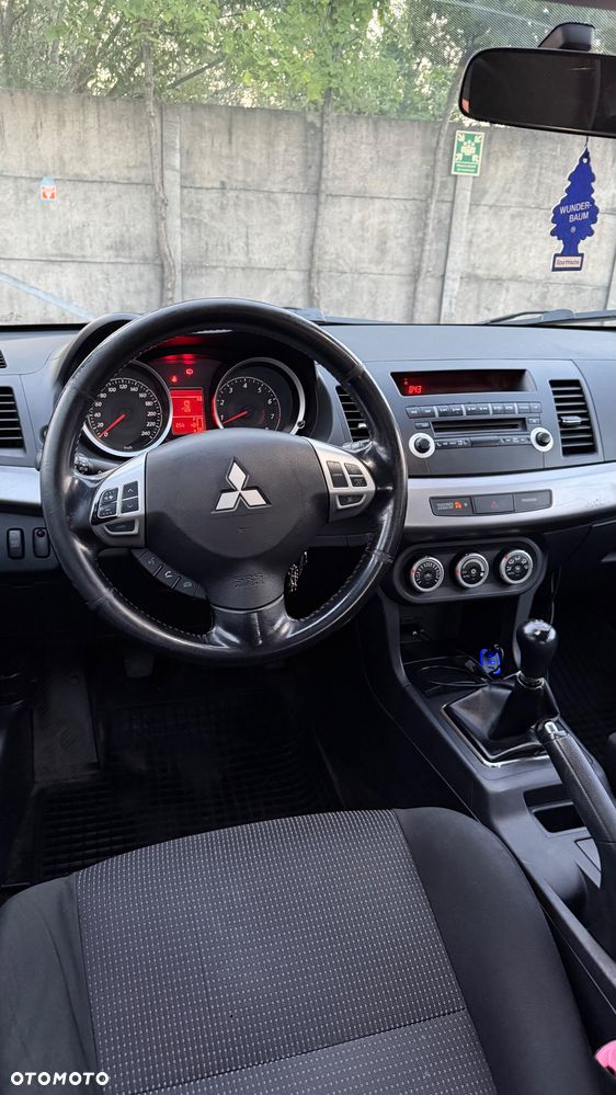 Mitsubishi Lancer 1.8 Instyle - 12