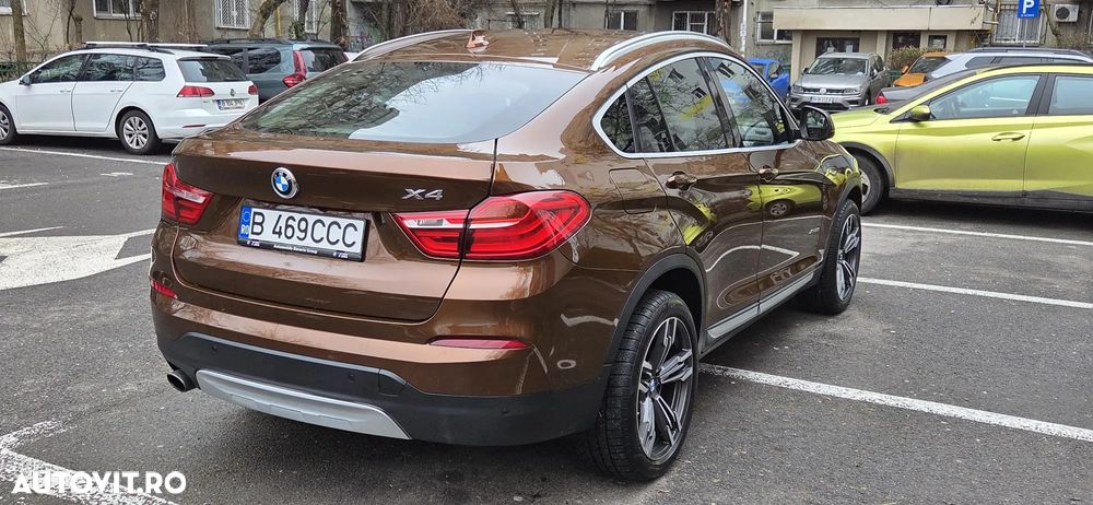 BMW X4 xDrive20i AT xLine - 11
