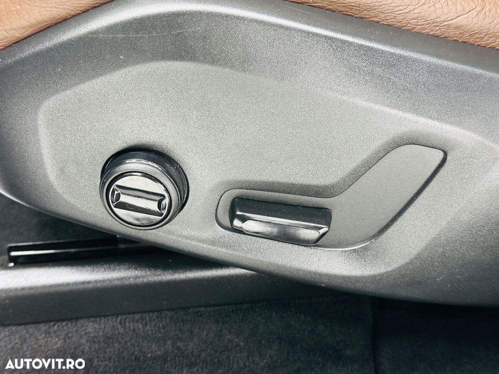 Volvo XC 60 D4 Geartronic Momentum Pro - 23