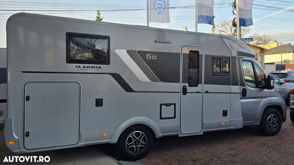 Adria COMPACT DL 60 Y - 2