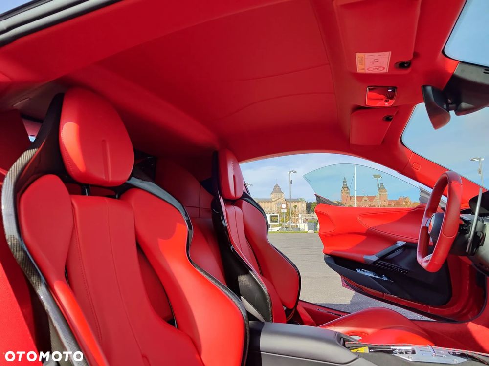 Ferrari SF90 Stradale - 16