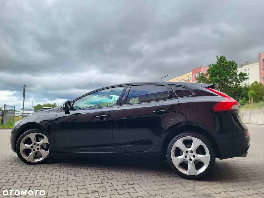 Volvo V40 D3 Geartronic Momentum - 22