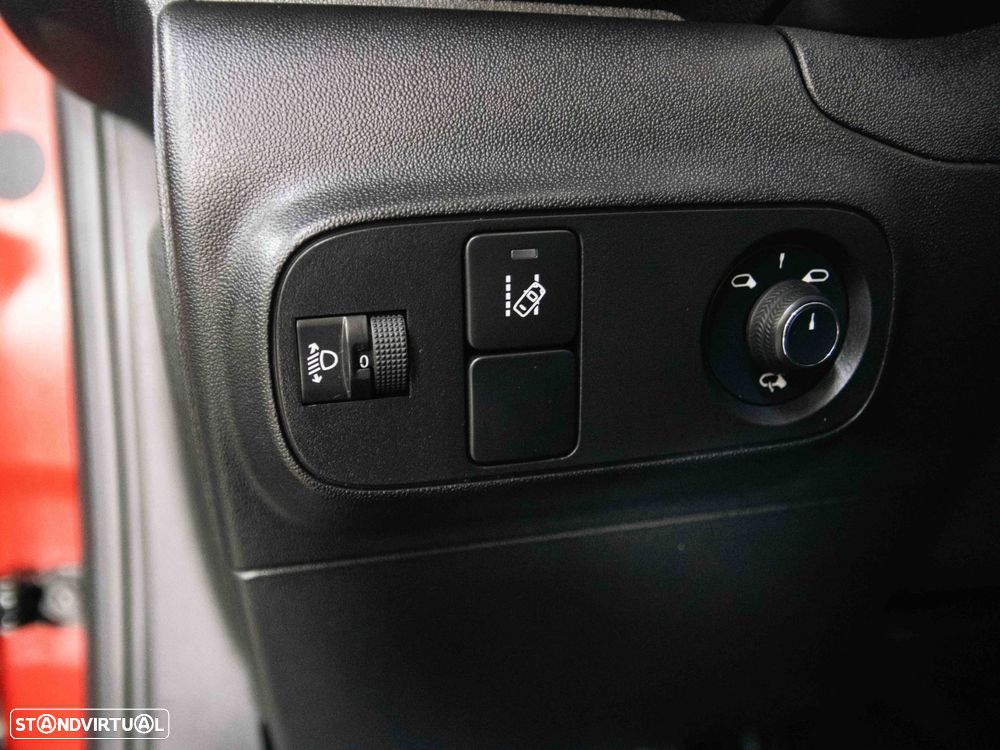 Citroën C3 1.2 PureTech Feel - 27