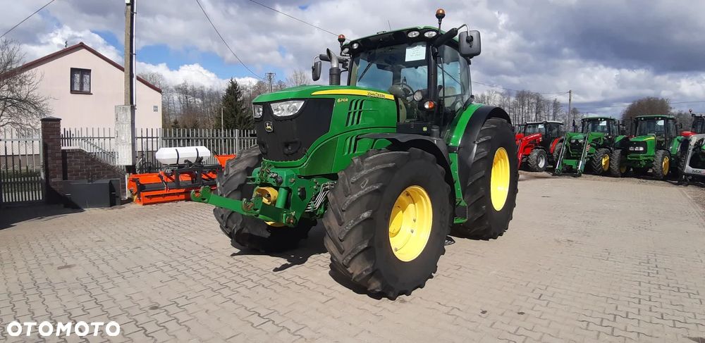 John Deere 6210 R - 1