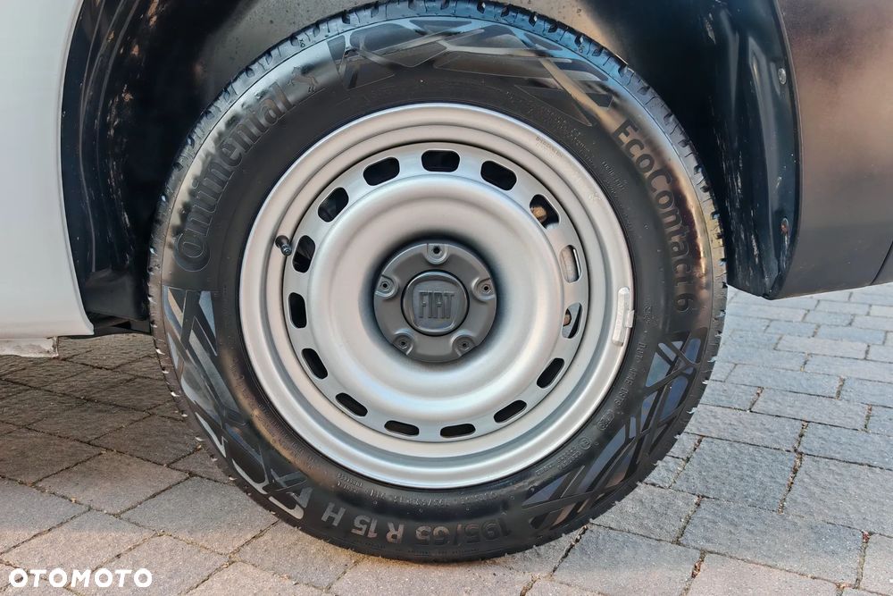 Fiat Doblo - 32