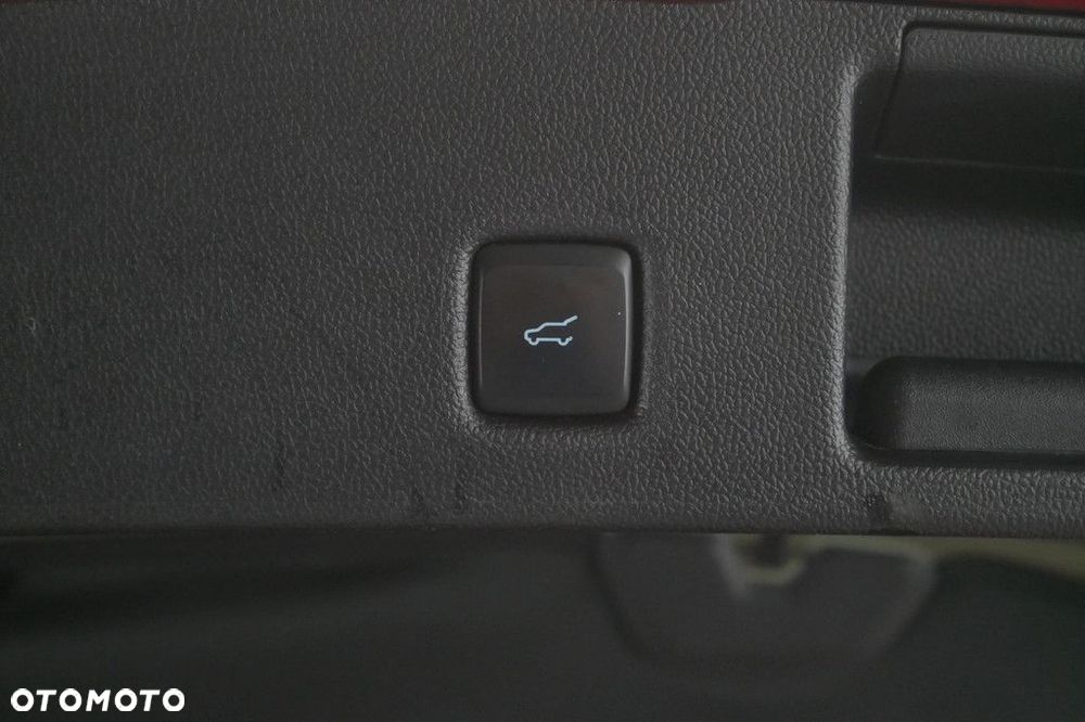 Ford Kuga - 17