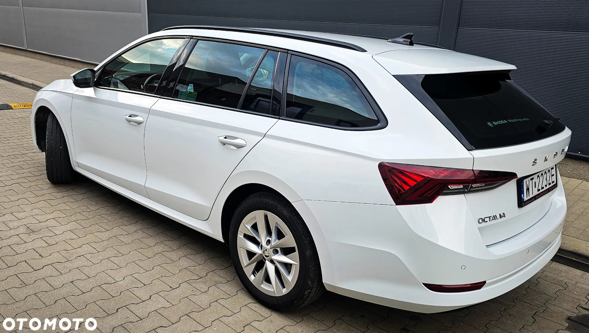 Skoda Octavia 2.0 TDI SCR Ambition DSG - 14