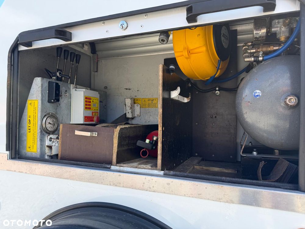 Iveco Daily 70C18 Hi-Matic Pomoc drogowa Holownik 2018r - 11