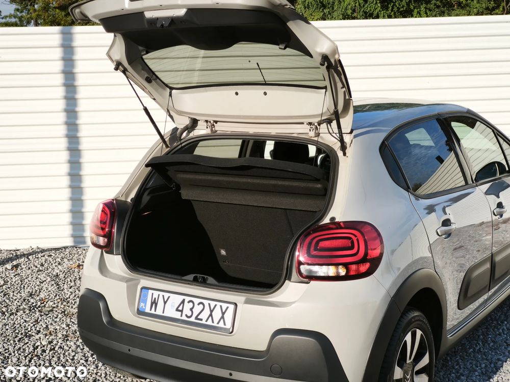 Citroën C3 1.2 PureTech Shine - 25