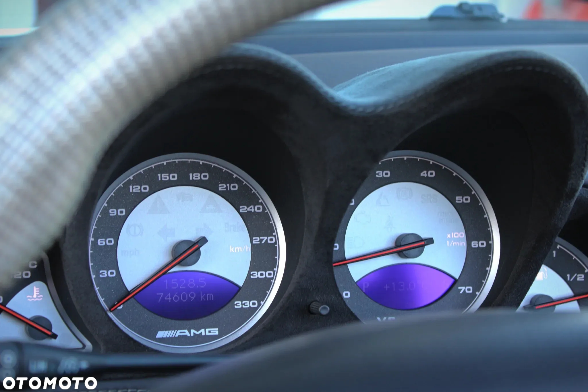 Mercedes-Benz SL 55 AMG - 25